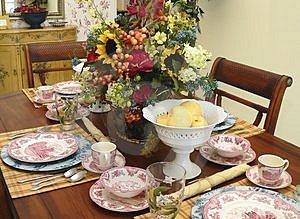 country decor dining table